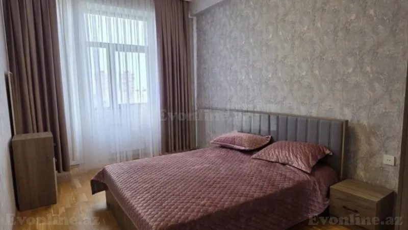 Kirayə verilir 2 otaqlı Mənzil Yeni tikili 77 m² Neftçilər m. - şəkil 2