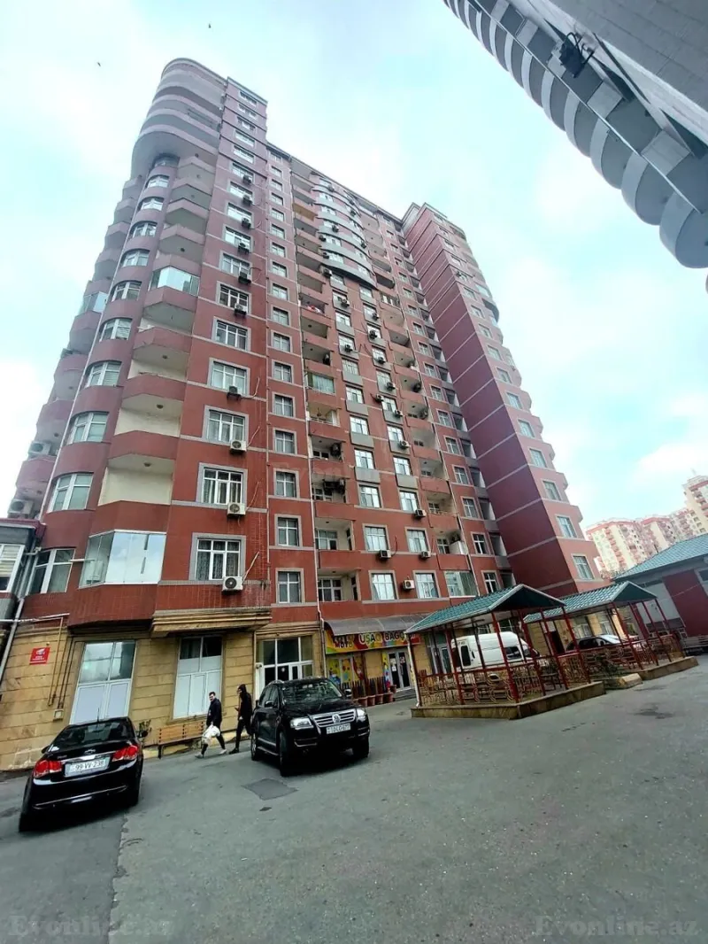 3 otaqlı Mənzil 180 m² Xətai m. Kirayə verilir