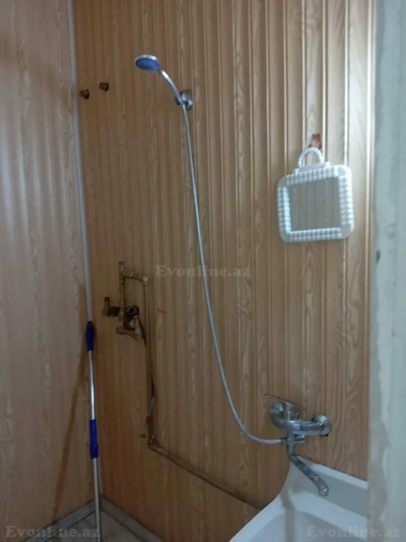 Kirayə verilir 2 otaqlı Mənzil Köhnə tikili 42 m² 4-cü mikrorayon - şəkil 8