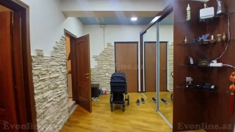 Satılır 3 otaqlı Mənzil Yeni tikili 147 m² Elmlər Akademiyası m. - şəkil 11