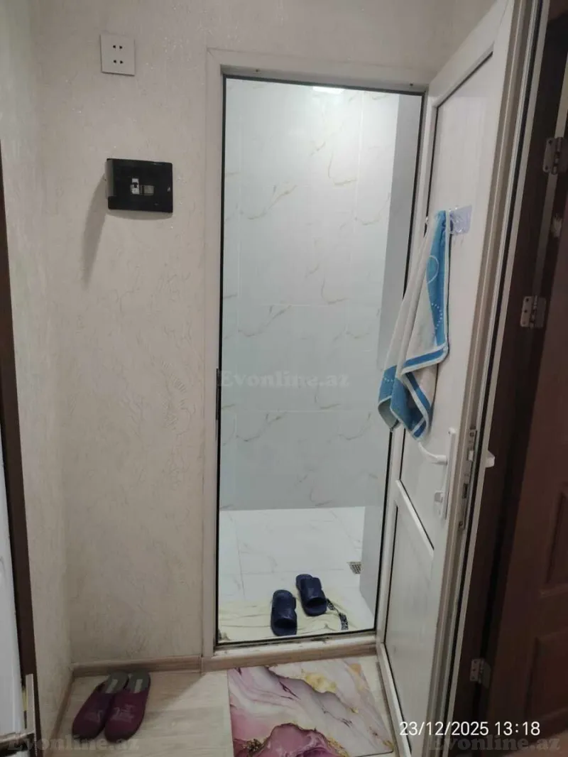 Satılır 2 otaqlı Mənzil Köhnə tikili 42 m² 8 Noyabr m. - şəkil 12