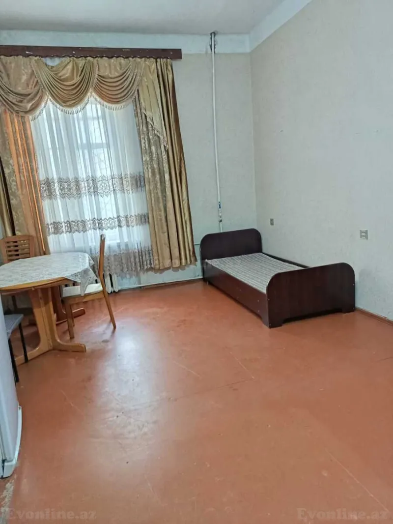 Kirayə verilir 2 otaqlı Mənzil Köhnə tikili 60 m² Nəriman Nərimanov m.