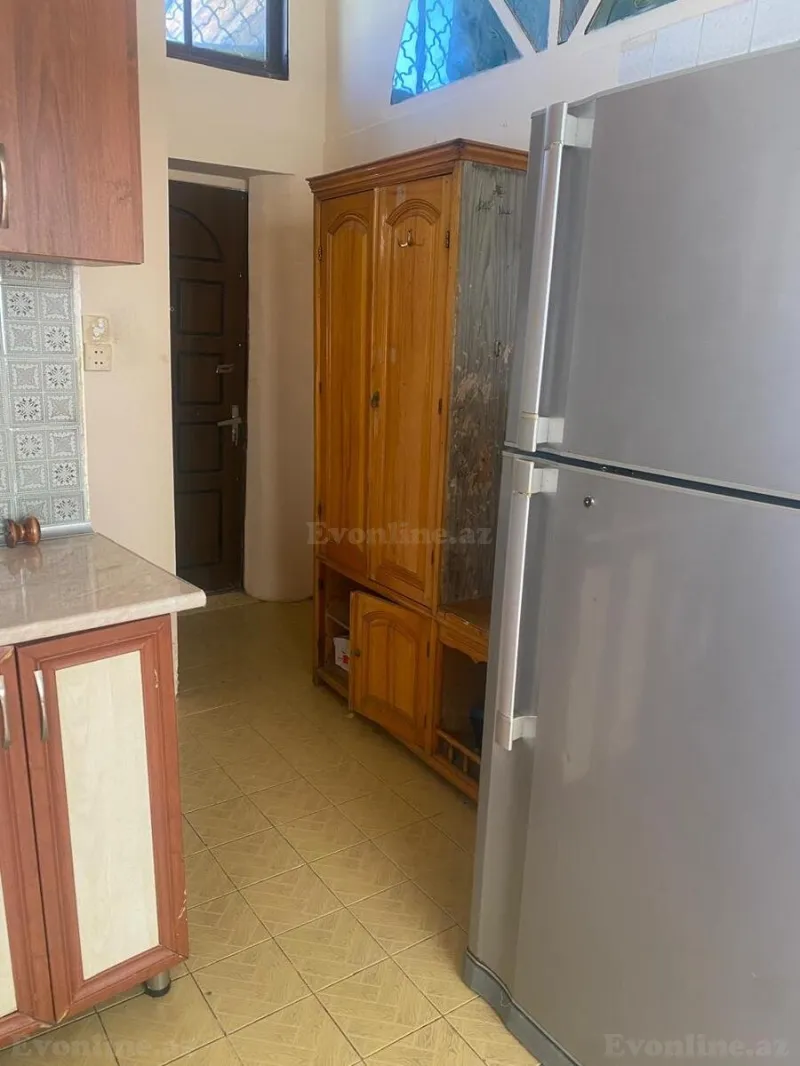 Kirayə verilir 4 otaqlı Mənzil Köhnə tikili 85 m² 28 May m. - şəkil 3