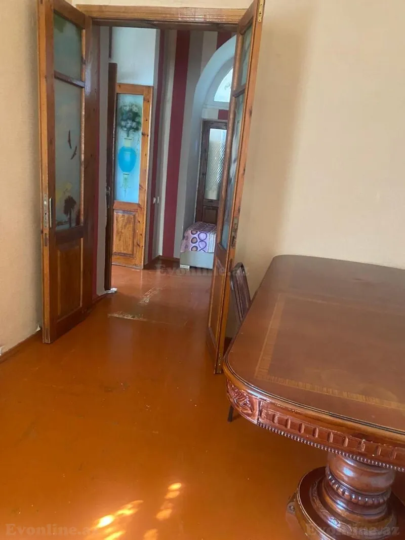 Kirayə verilir 4 otaqlı Mənzil Köhnə tikili 85 m² 28 May m. - şəkil 15