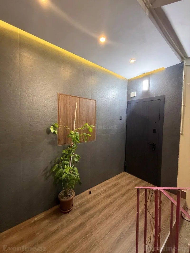 4 otaqlı Mənzil 110 m² Xalqlar Dostluğu m. Satılır