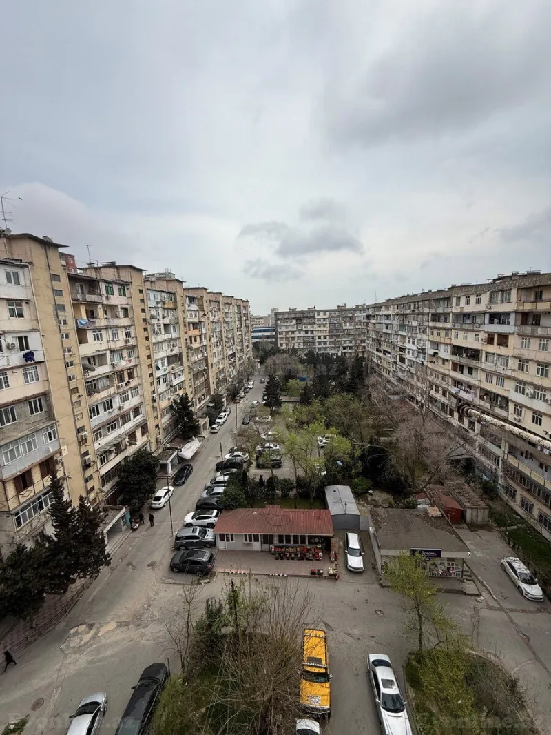 Satılır 4 otaqlı Mənzil Köhnə tikili 110 m² Xalqlar Dostluğu m. - şəkil 9