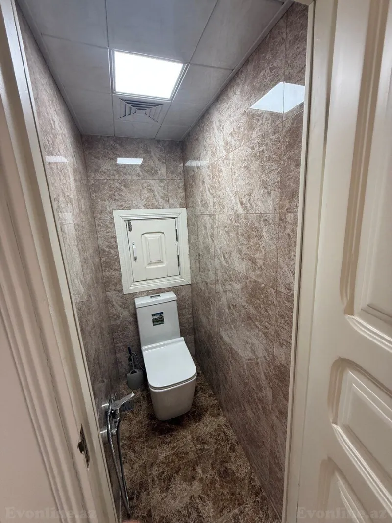 Satılır 4 otaqlı Mənzil Köhnə tikili 110 m² Xalqlar Dostluğu m. - şəkil 11