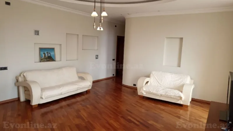 Kirayə verilir 4 otaqlı Mənzil Köhnə tikili 170 m² Sahil m. - şəkil 15