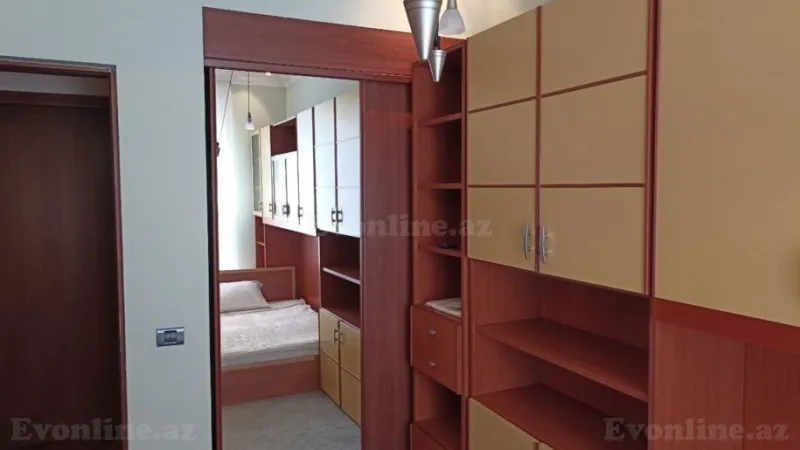 Kirayə verilir 4 otaqlı Mənzil Köhnə tikili 170 m² Sahil m. - şəkil 21