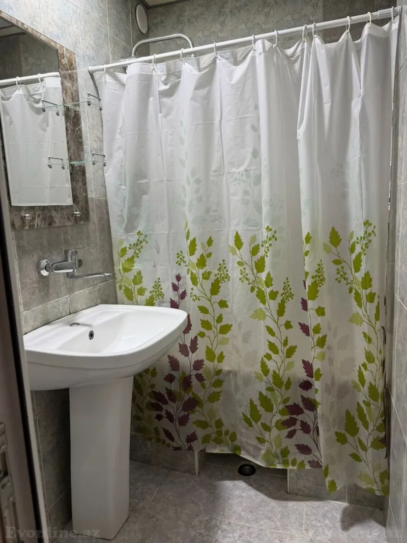 Kirayə verilir 2 otaqlı Mənzil Köhnə tikili 60 m² Azadlıq prospekti m. - şəkil 6