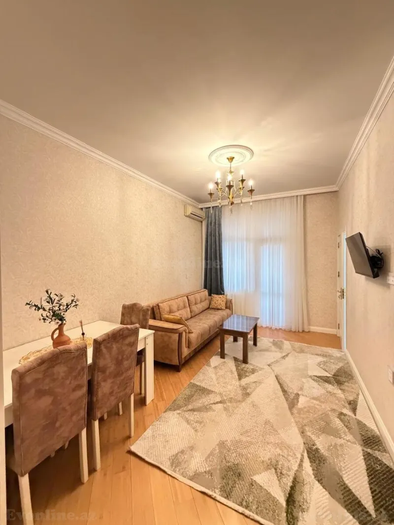 Kirayə verilir 2 otaqlı Mənzil Yeni tikili 60 m² Neftçilər m.