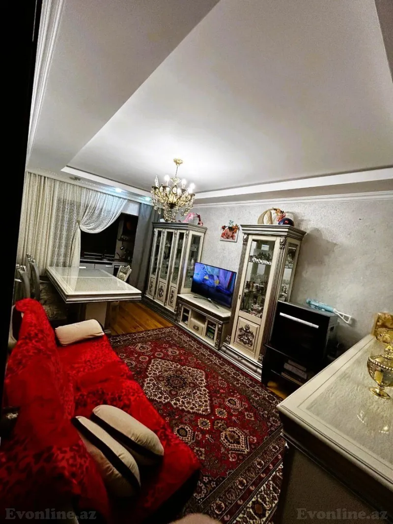 Satılır 4 otaqlı Mənzil Köhnə tikili 68 m² Həzi Aslanov m. - şəkil 2