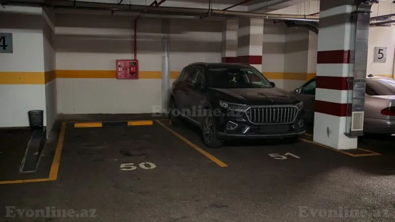 Satılır Qaraj 40 m² Xətai r.