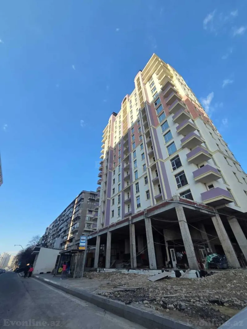 1 otaqlı Mənzil 55 m² Xətai r. Satılır