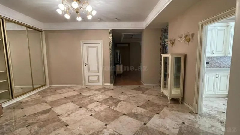 Satılır 4 otaqlı Mənzil Yeni tikili 245 m² 28 May m. - şəkil 2