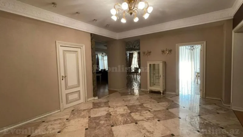 Satılır 4 otaqlı Mənzil Yeni tikili 245 m² 28 May m. - şəkil 5