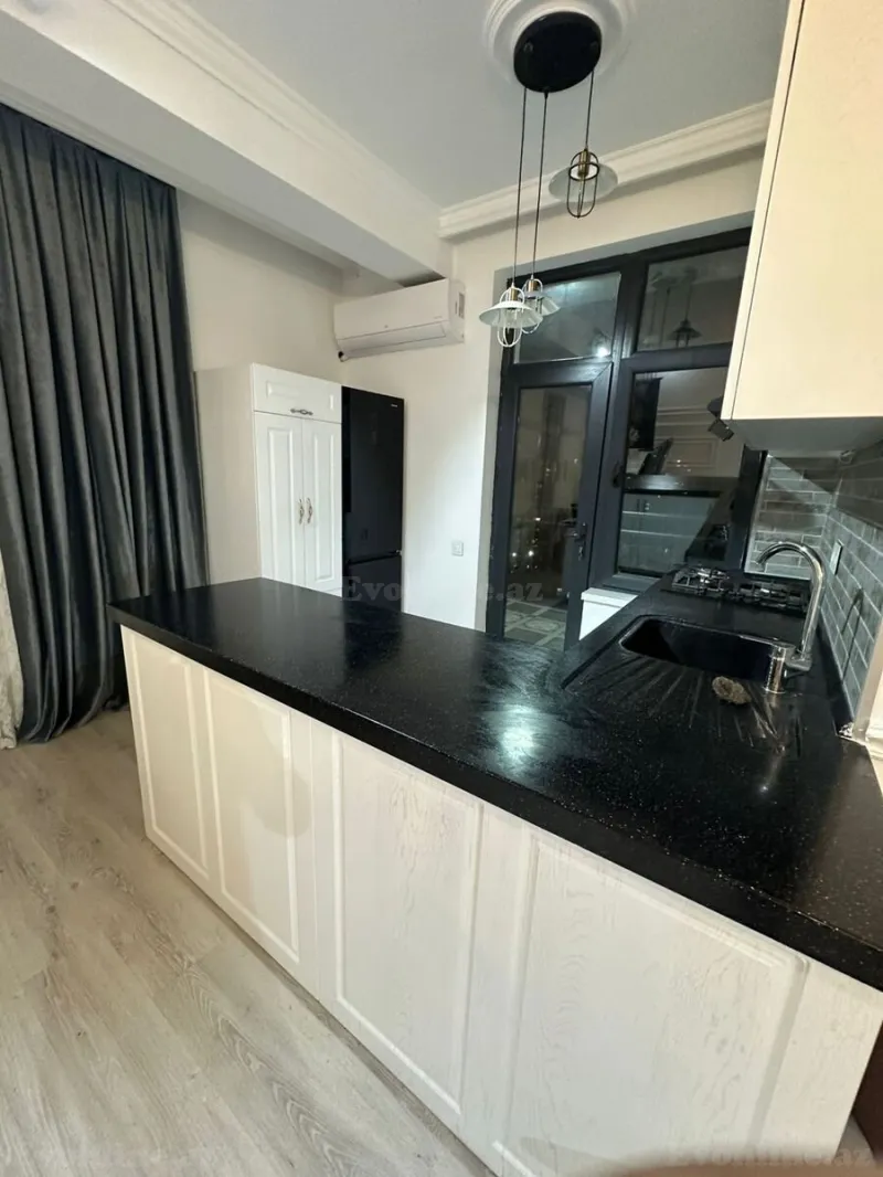 Kirayə verilir 3 otaqlı Mənzil Yeni tikili 88 m² 28 May m. - şəkil 7