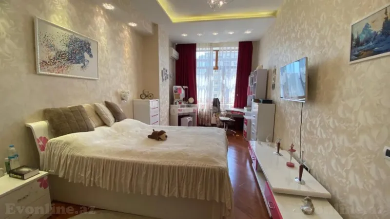 Satılır 7 otaqlı Mənzil Yeni tikili 371 m² Nizami m. - şəkil 12