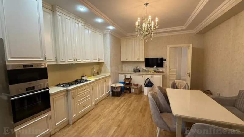 Satılır 4 otaqlı Mənzil Yeni tikili 185 m² 28 May m. - şəkil 2