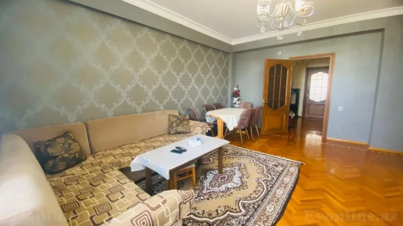 Satılır 3 otaqlı Mənzil Köhnə tikili 99 m² Elmlər Akademiyası m.