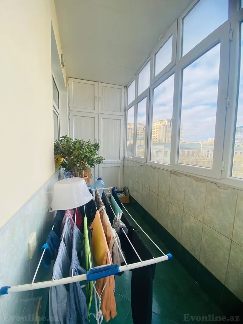 Satılır 3 otaqlı Mənzil Köhnə tikili 99 m² Elmlər Akademiyası m. - şəkil 7