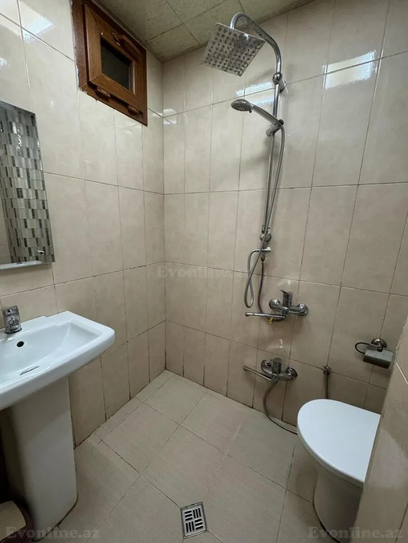 Kirayə verilir 4 otaqlı Mənzil Köhnə tikili 110 m² Sahil m. - şəkil 22