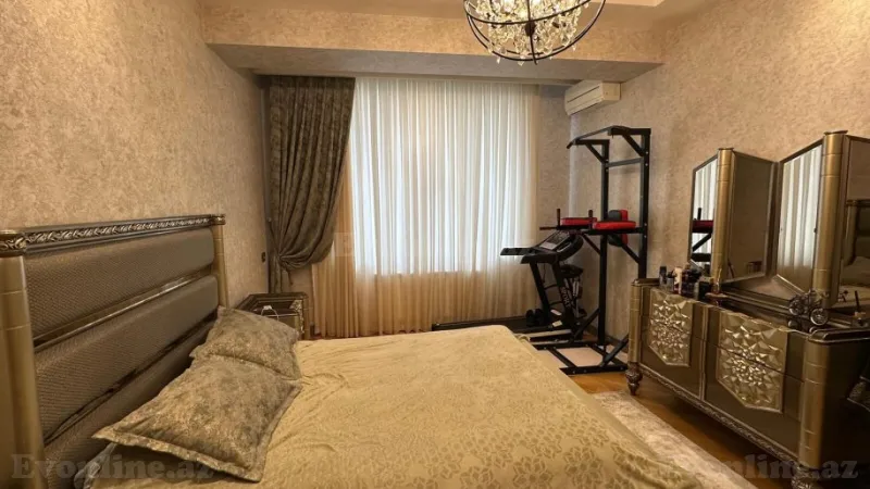 Satılır 5 otaqlı Mənzil Yeni tikili 220 m² Badamdar - şəkil 25