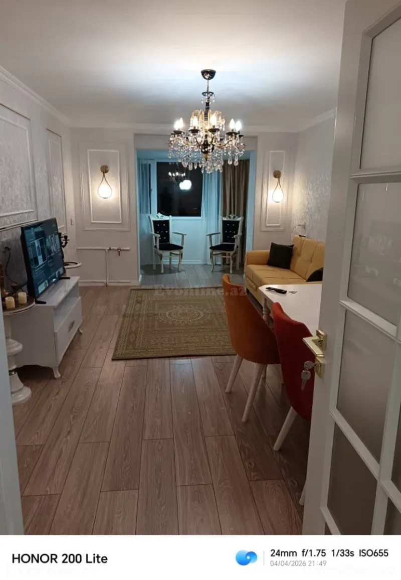 3 otaqlı Mənzil 80 m² İnşaatçılar m. Kirayə verilir