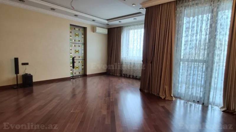 Satılır 7 otaqlı Mənzil Yeni tikili 240 m² Nərimanov r. - şəkil 19