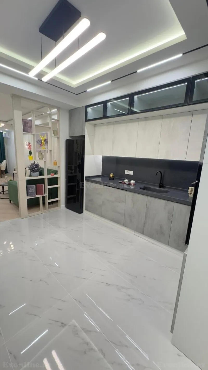 Satılır 3 otaqlı Mənzil Yeni tikili 90.3 m² 8 Noyabr m. - şəkil 9