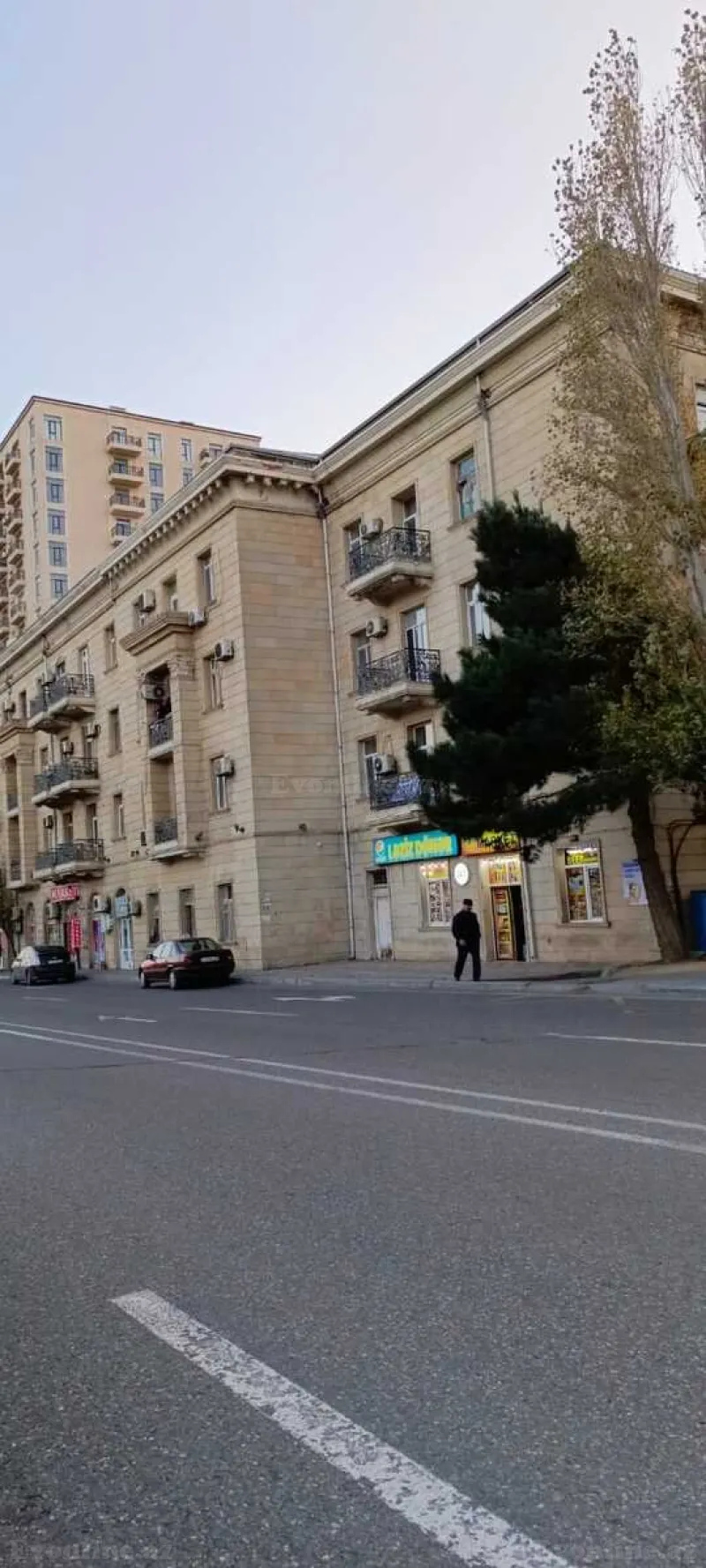 Kirayə verilir 2 otaqlı Mənzil Köhnə tikili 60 m² Xətai r. - şəkil 13