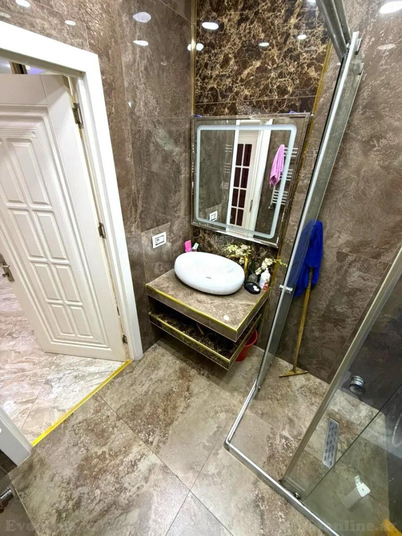 Satılır 2 otaqlı Mənzil Yeni tikili 105 m² Qara Qarayev m. - şəkil 13