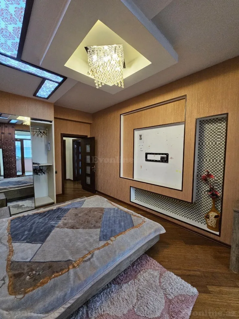 Satılır 4 otaqlı Mənzil Yeni tikili 200 m² Elmlər Akademiyası m. - şəkil 5