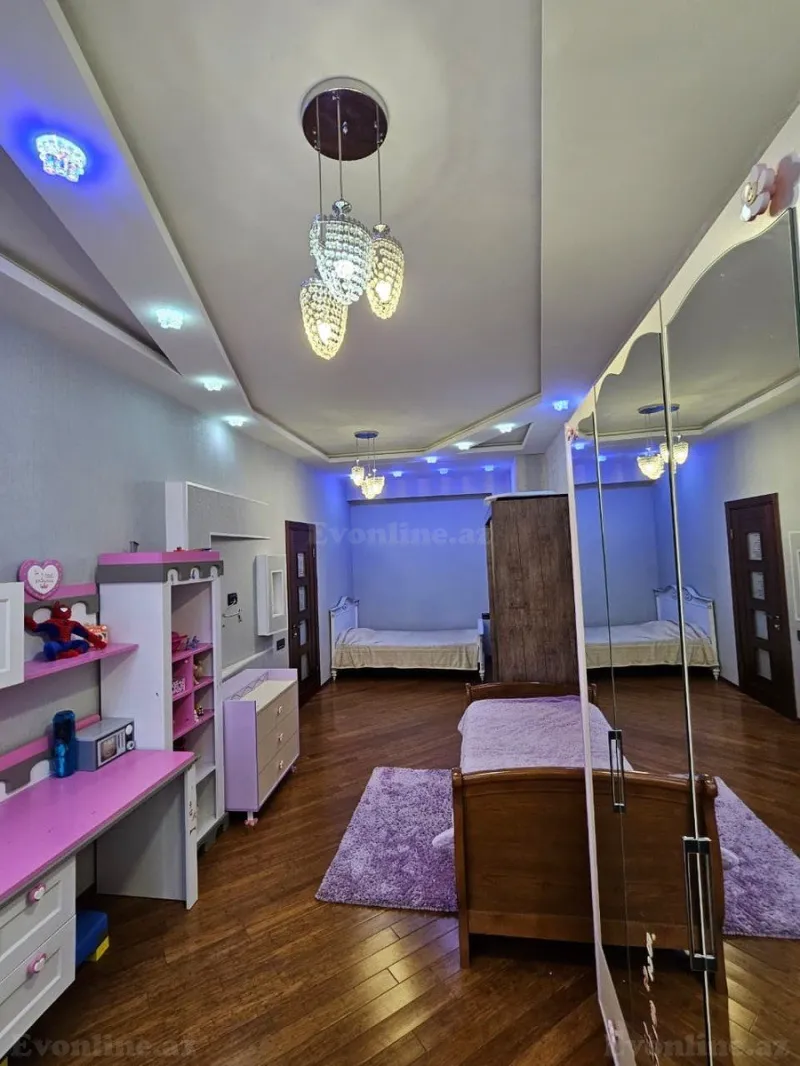 Satılır 4 otaqlı Mənzil Yeni tikili 200 m² Elmlər Akademiyası m. - şəkil 7