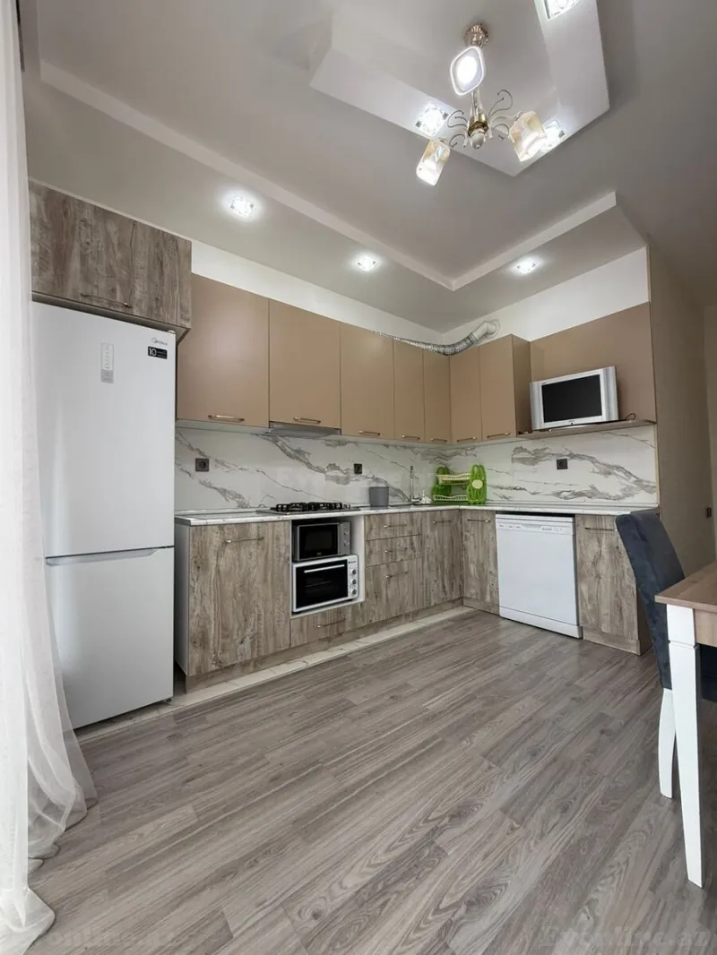 Kirayə verilir 3 otaqlı Mənzil Yeni tikili 106 m² 8 Noyabr m. - şəkil 11