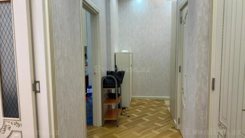 Satılır 2 otaqlı Mənzil Yeni tikili 80 m² 20 Yanvar m. - şəkil 14