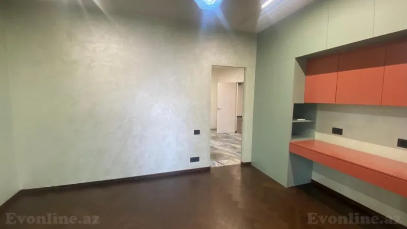 Satılır 3 otaqlı Mənzil Yeni tikili 120 m² Nərimanov r. - şəkil 13