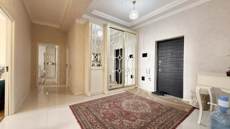 Satılır 3 otaqlı Mənzil Yeni tikili 110 m² Qara Qarayev m. - şəkil 13