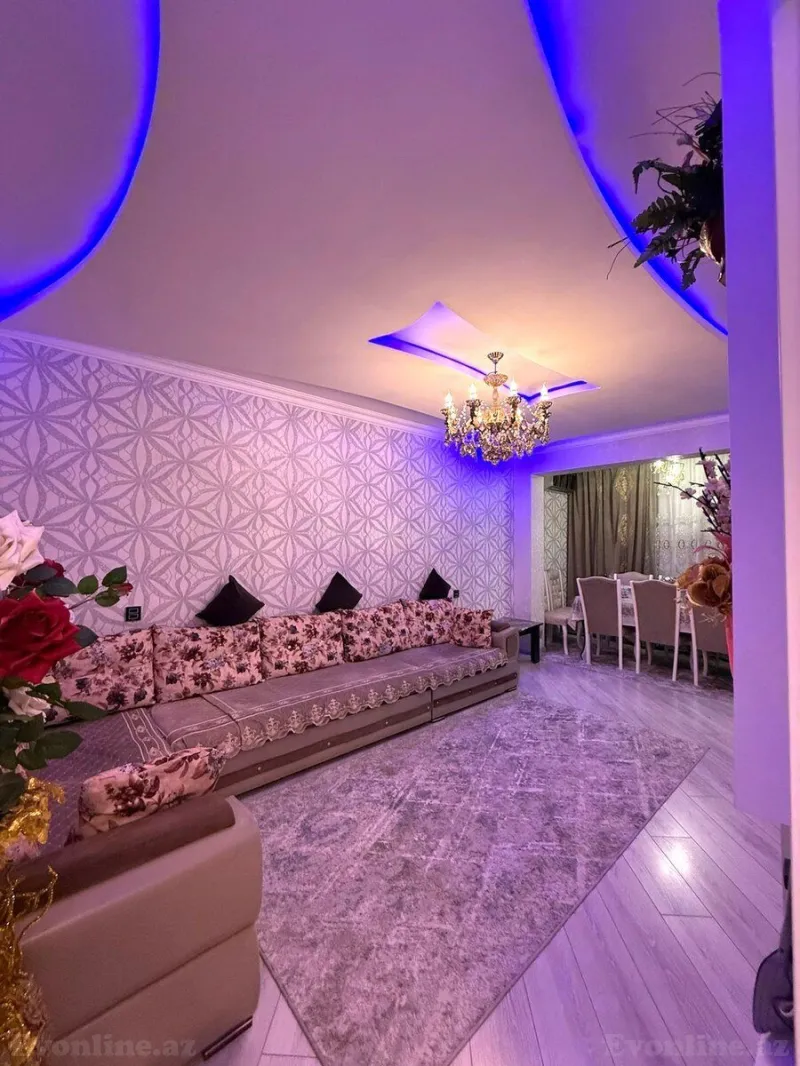 Satılır 3 otaqlı Mənzil Köhnə tikili 90 m² Memar Əcəmi m.