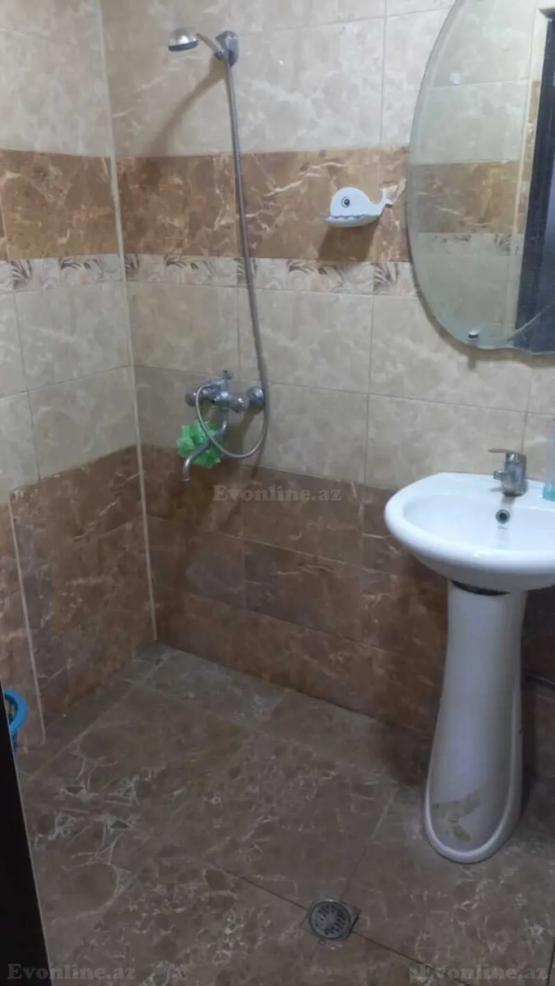 Satılır 2 otaqlı Mənzil Köhnə tikili 55 m² Gənclik m. - şəkil 7