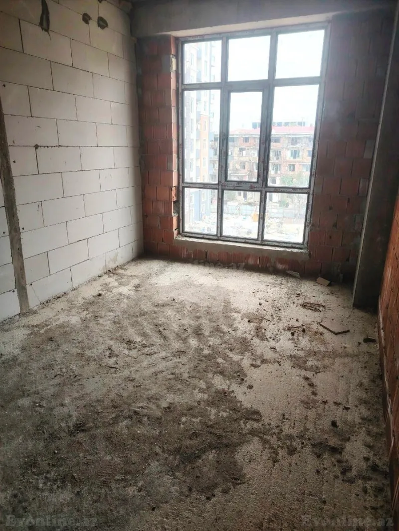 Satılır 3 otaqlı Mənzil Yeni tikili 86 m² Qara Qarayev m.