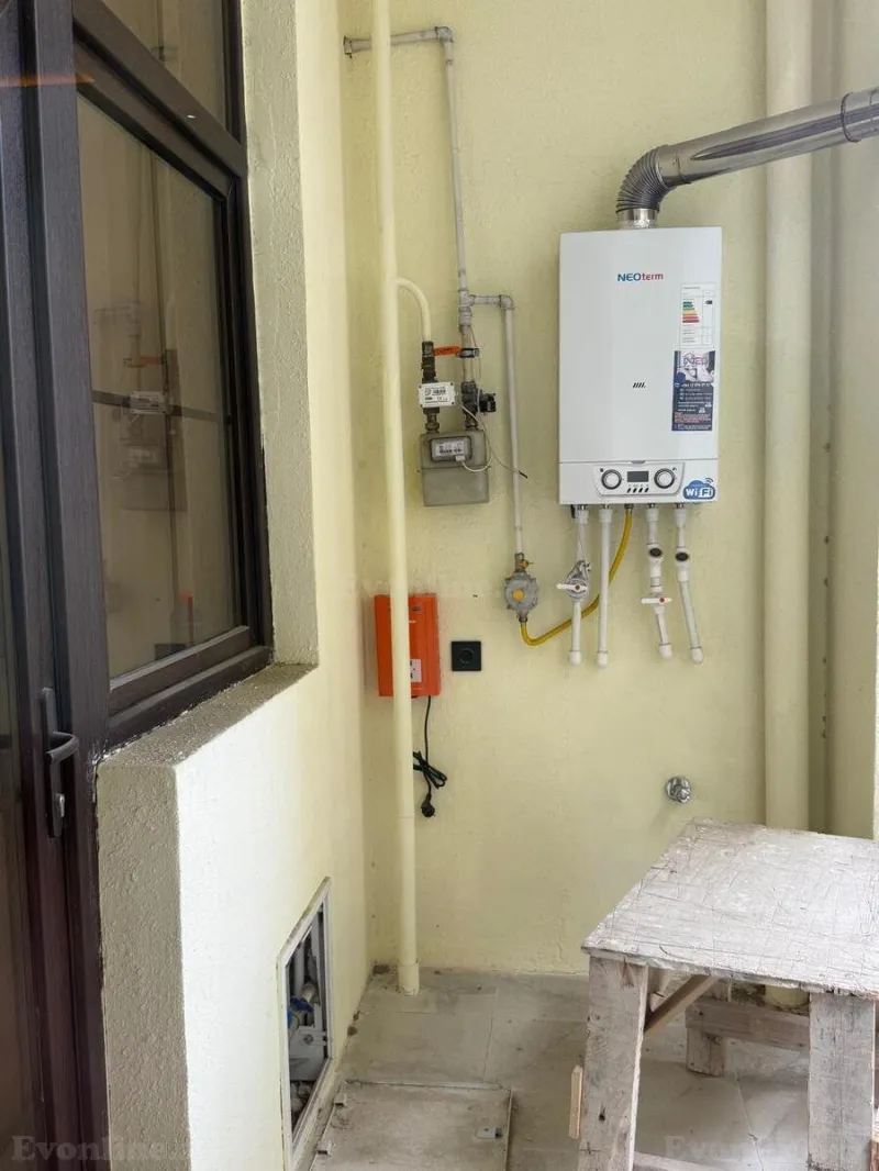 Satılır 4 otaqlı Mənzil Yeni tikili 140 m² Neftçilər m. - şəkil 8