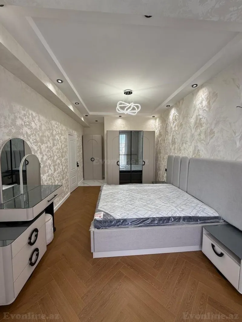 Satılır 4 otaqlı Mənzil Yeni tikili 140 m² Neftçilər m. - şəkil 14