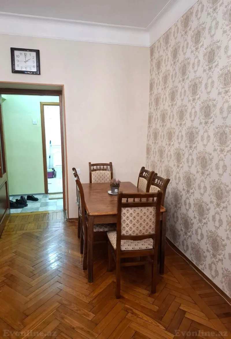 Satılır 3 otaqlı Mənzil Köhnə tikili 80 m² Sahil m. - şəkil 4