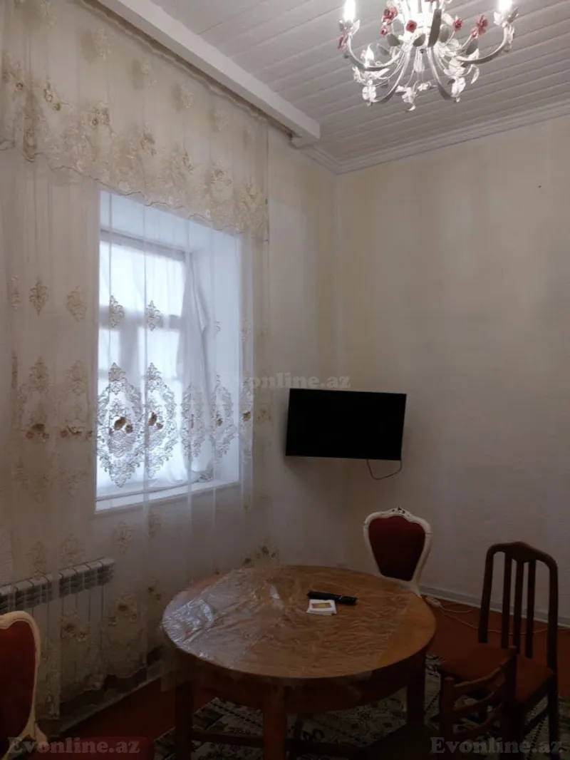 2 otaqlı Mənzil 45 m² Nizami m. Kirayə verilir