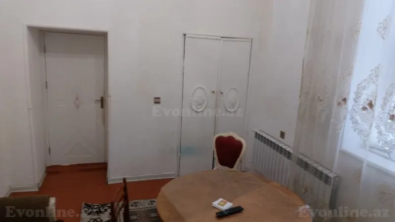 Kirayə verilir 2 otaqlı Mənzil Köhnə tikili 45 m² Nizami m. - şəkil 2