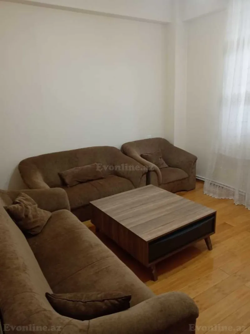 Kirayə verilir 3 otaqlı Mənzil Yeni tikili 105 m² Massiv D