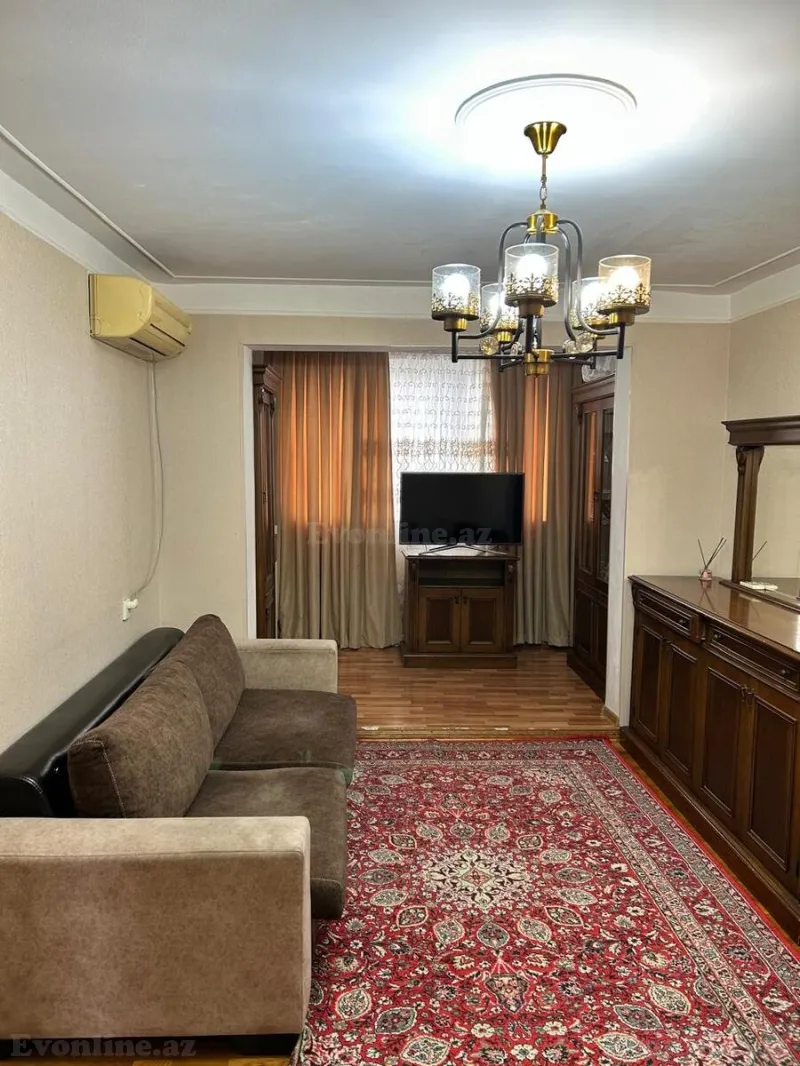 Satılır 2 otaqlı Mənzil Köhnə tikili 55 m² 8-ci kilometr