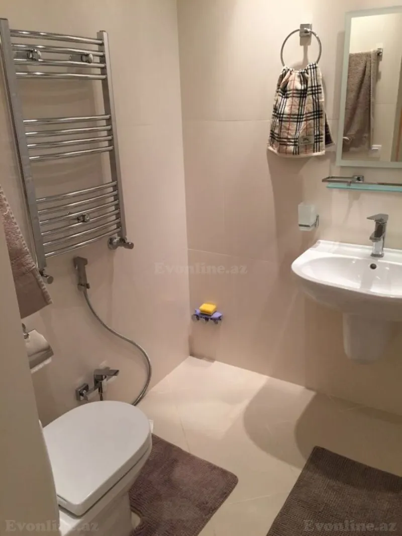 Kirayə verilir 2 otaqlı Mənzil Köhnə tikili 70 m² İçərişəhər m. - şəkil 8