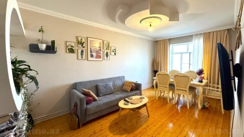 Satılır 3 otaqlı Mənzil Köhnə tikili 80 m² Nizami r.